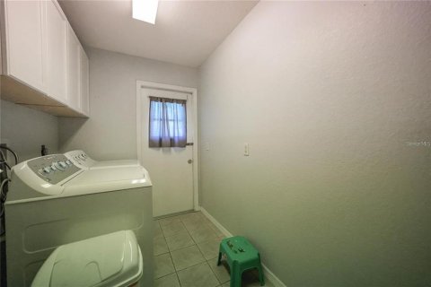 House in Port Charlotte, Florida 3 bedrooms, 155.89 sq.m. № 1773791 - photo 26