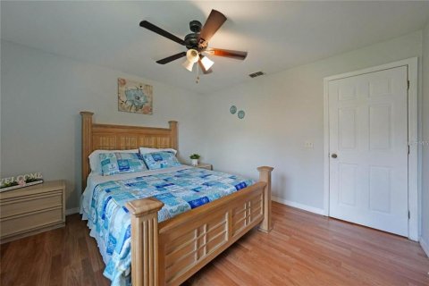 House in Port Charlotte, Florida 3 bedrooms, 155.89 sq.m. № 1773791 - photo 21