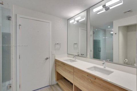 Снять в аренду кондоминиум в Норт-Майами-Бич, Флорида 3 спальни, 144.65м2, № 1977619 - фото 30