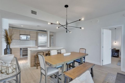 Снять в аренду кондоминиум в Норт-Майами-Бич, Флорида 3 спальни, 144.65м2, № 1977619 - фото 13