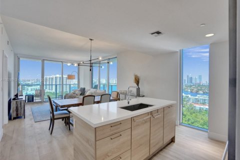 Снять в аренду кондоминиум в Норт-Майами-Бич, Флорида 3 спальни, 144.65м2, № 1977619 - фото 10