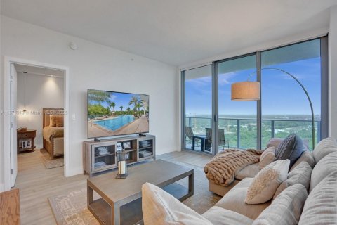 Снять в аренду кондоминиум в Норт-Майами-Бич, Флорида 3 спальни, 144.65м2, № 1977619 - фото 28