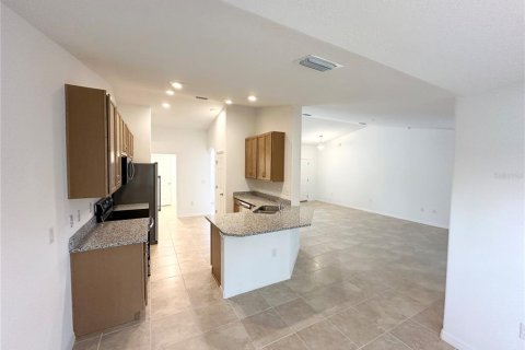 House in Palm Coast, Florida 3 bedrooms, 148.64 sq.m. № 1720306 - photo 17