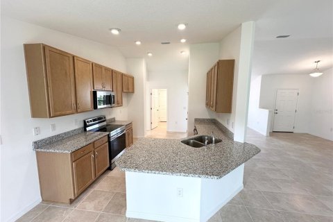 House in Palm Coast, Florida 3 bedrooms, 148.64 sq.m. № 1720306 - photo 12