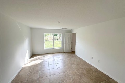 House in Palm Coast, Florida 3 bedrooms, 148.64 sq.m. № 1720306 - photo 20