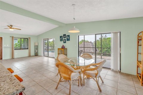 Villa ou maison à vendre à Key Largo, Floride: 3 chambres, 171.87 m2 № 1965018 - photo 4