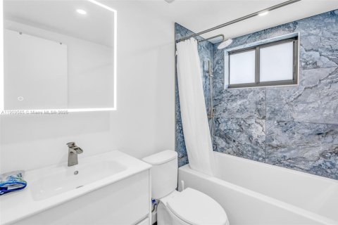 Villa ou maison à vendre à Key Largo, Floride: 3 chambres, 171.87 m2 № 1965018 - photo 19