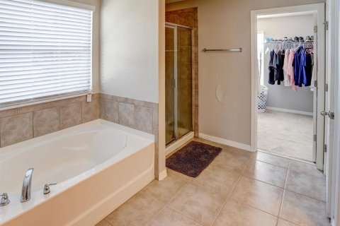 House in Bartow, Florida 4 bedrooms, 270.07 sq.m. № 1566820 - photo 15