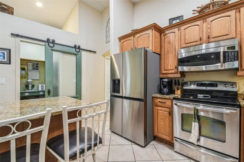 House in New Port Richey, Florida 3 bedrooms, 228.45 sq.m. № 1842020 - photo 22