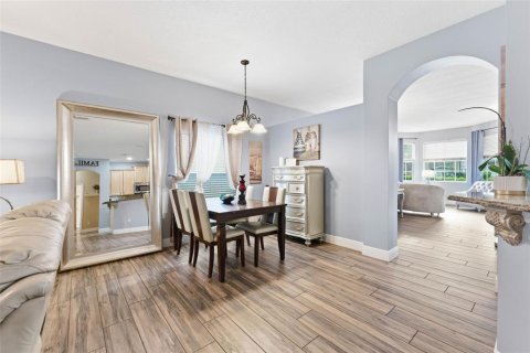 House in Orlando, Florida 3 bedrooms, 173.54 sq.m. № 2423765 - photo 11