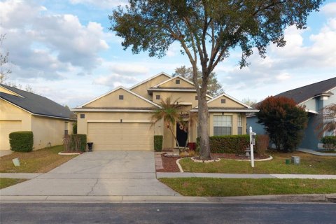 House in Orlando, Florida 3 bedrooms, 173.54 sq.m. № 2423765 - photo 2