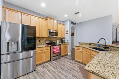 House in Orlando, Florida 3 bedrooms, 173.54 sq.m. № 2423765 - photo 21
