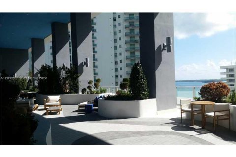 Condo in Miami, Florida  № 2382646 - photo 6