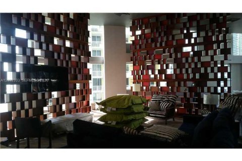 Condo in Miami, Florida  № 2382646 - photo 12