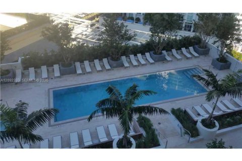 Condo in Miami, Florida  № 2382646 - photo 8