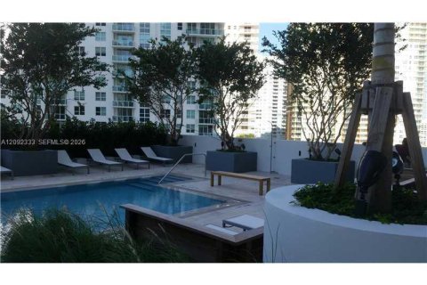 Condo in Miami, Florida  № 2382646 - photo 7