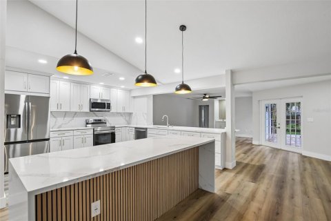Купить виллу или дом в Клируотер, Флорида 7 комнат, 229.47м2, № 2321662 - фото 7