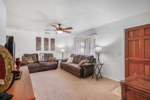 House in Inverness, Florida 2 bedrooms, 80.36 sq.m. № 1824304 - photo 13
