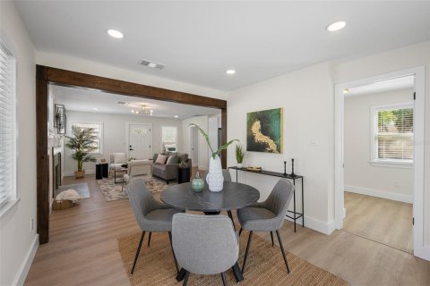Casa en venta en Gulfport, Florida, 3 dormitorios, 108.88 m2 № 2377959 - foto 11