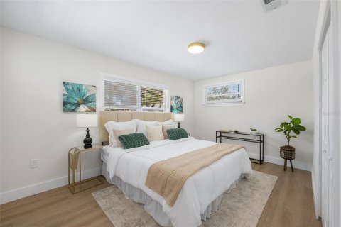 Casa en venta en Gulfport, Florida, 3 dormitorios, 108.88 m2 № 2377959 - foto 4