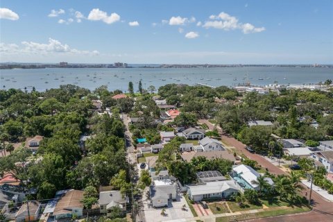 Casa en venta en Gulfport, Florida, 3 dormitorios, 108.88 m2 № 2377959 - foto 16