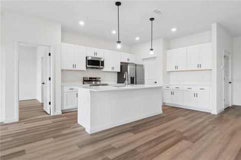 Villa ou maison à vendre à Palm Coast, Floride: 4 chambres, 174.01 m2 № 2352276 - photo 4