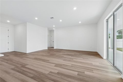 Villa ou maison à vendre à Palm Coast, Floride: 4 chambres, 174.01 m2 № 2352276 - photo 10