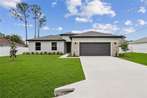 Villa ou maison à Palm Coast, Floride 4 chambres, 174.01 m2 № 2352276