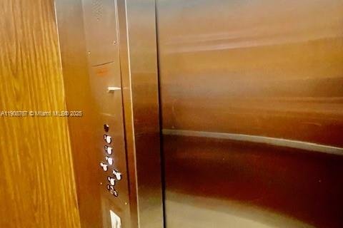 Condominio en venta en St. Lucie, Florida, 1 dormitorio, 64.01 m2 № 1964655 - foto 19