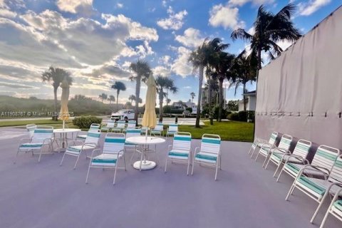 Condominio en venta en St. Lucie, Florida, 1 dormitorio, 64.01 m2 № 1964655 - foto 26