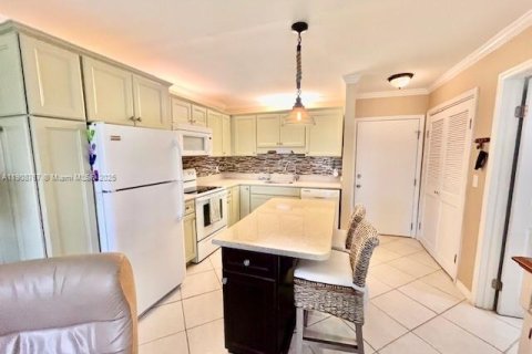 Condominio en venta en St. Lucie, Florida, 1 dormitorio, 64.01 m2 № 1964655 - foto 6