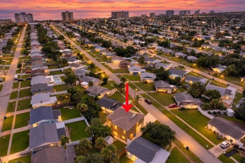 Villa ou maison à vendre à Ormond Beach, Floride: 3 chambres, 212.56 m2 № 2414922 - photo 24