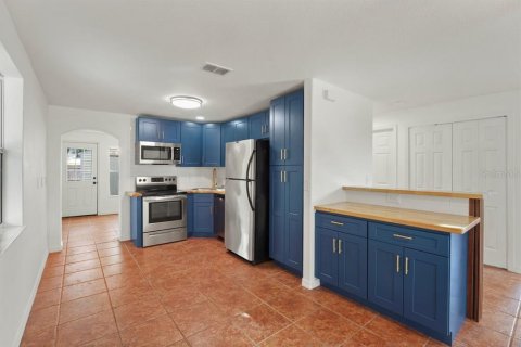 Villa ou maison à vendre à Ormond Beach, Floride: 3 chambres, 212.56 m2 № 2414922 - photo 4