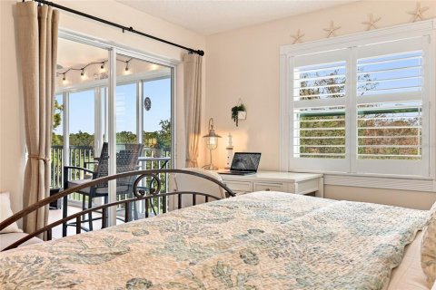 Condo in Sarasota, Florida, 2 bedrooms  № 2314665 - photo 24