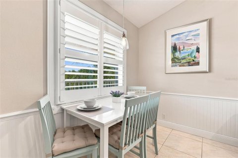 Condo in Sarasota, Florida, 2 bedrooms  № 2314665 - photo 19