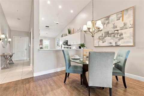 Condo in Sarasota, Florida, 2 bedrooms  № 2314665 - photo 18