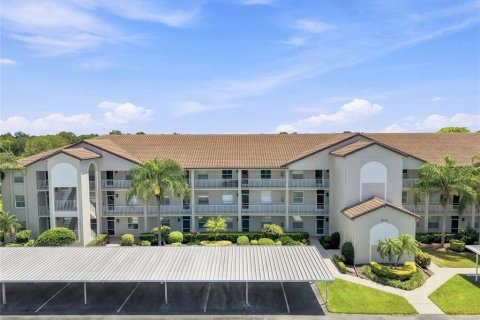 Condo in Sarasota, Florida, 2 bedrooms № 2314665