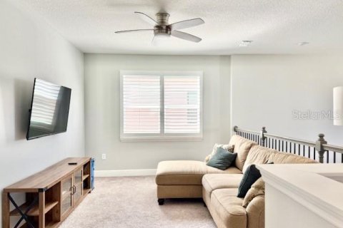 Casa en venta en Winter Park, Florida, 4 dormitorios, 240.52 m2 № 2120274 - foto 15