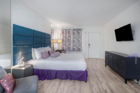 Condominio en venta en Miami Beach, Florida, 37.25 m2 № 1937699 - foto 15