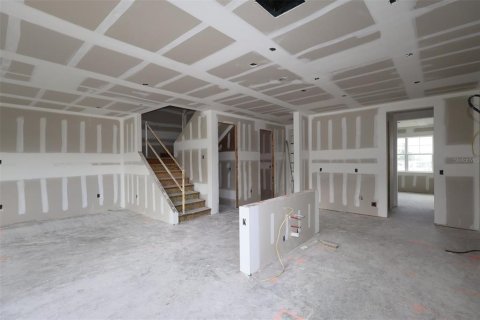 House in Zellwood, Florida 5 bedrooms, 354.7 sq.m. № 2403695 - photo 13