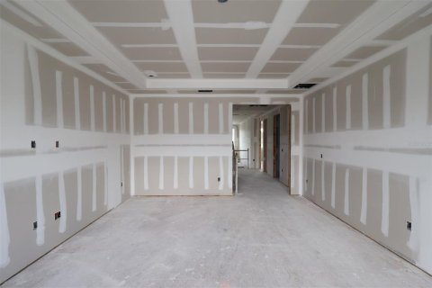 House in Zellwood, Florida 5 bedrooms, 354.7 sq.m. № 2403695 - photo 9