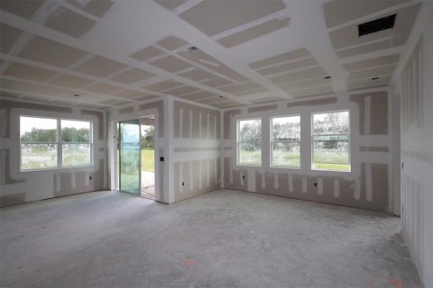 House in Zellwood, Florida 5 bedrooms, 354.7 sq.m. № 2403695 - photo 12