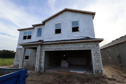 House in Zellwood, Florida 5 bedrooms, 354.7 sq.m. № 2403695