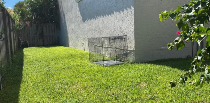 Casa en Palm Beach Gardens, Florida 3 dormitorios, 181.25 m2 № 1142275