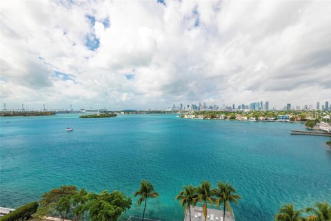 Condominio en venta en Miami Beach, Florida, 1 dormitorio, 79.06 m2 № 1949772 - foto 22