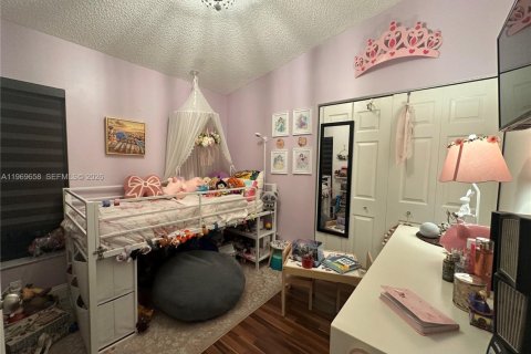 Condominio en venta en Miami, Florida, 2 dormitorios, 78.5 m2 № 2030380 - foto 9