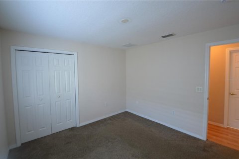 House in New Port Richey, Florida 3 bedrooms, 119.29 sq.m. № 1886245 - photo 29