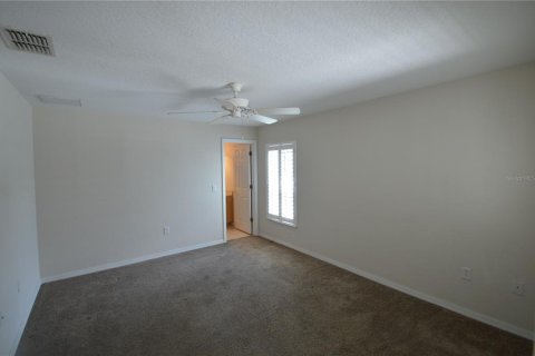 House in New Port Richey, Florida 3 bedrooms, 119.29 sq.m. № 1886245 - photo 18