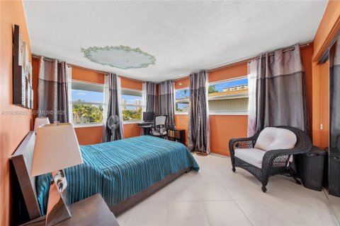 Condominio en venta en Hallandale Beach, Florida, 2 dormitorios, 97.55 m2 № 1995449 - foto 18