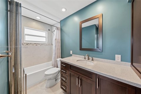 Condominio en venta en Hallandale Beach, Florida, 2 dormitorios, 97.55 m2 № 1995449 - foto 23